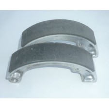 BRZDOVÉ ČELISTI - PÁR - MZ 250